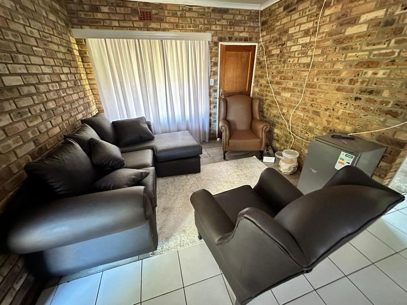 3 Bedroom Property for Sale in Riviera Northern Cape